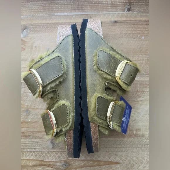 New Arizona Big Buckle Shearling Natural Leather Oiled in Olive Size 6.5 - Picture 6 of 9